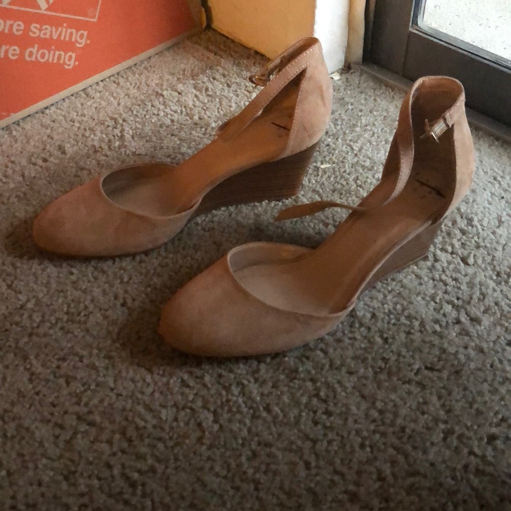 Nude heels